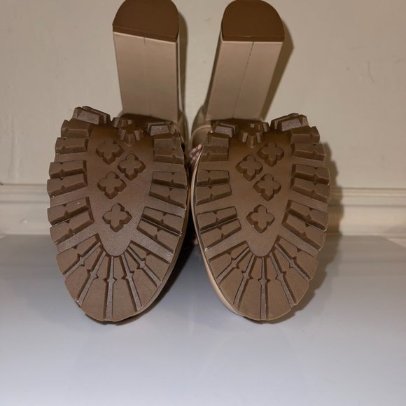 Booties - Picture 3 of 8